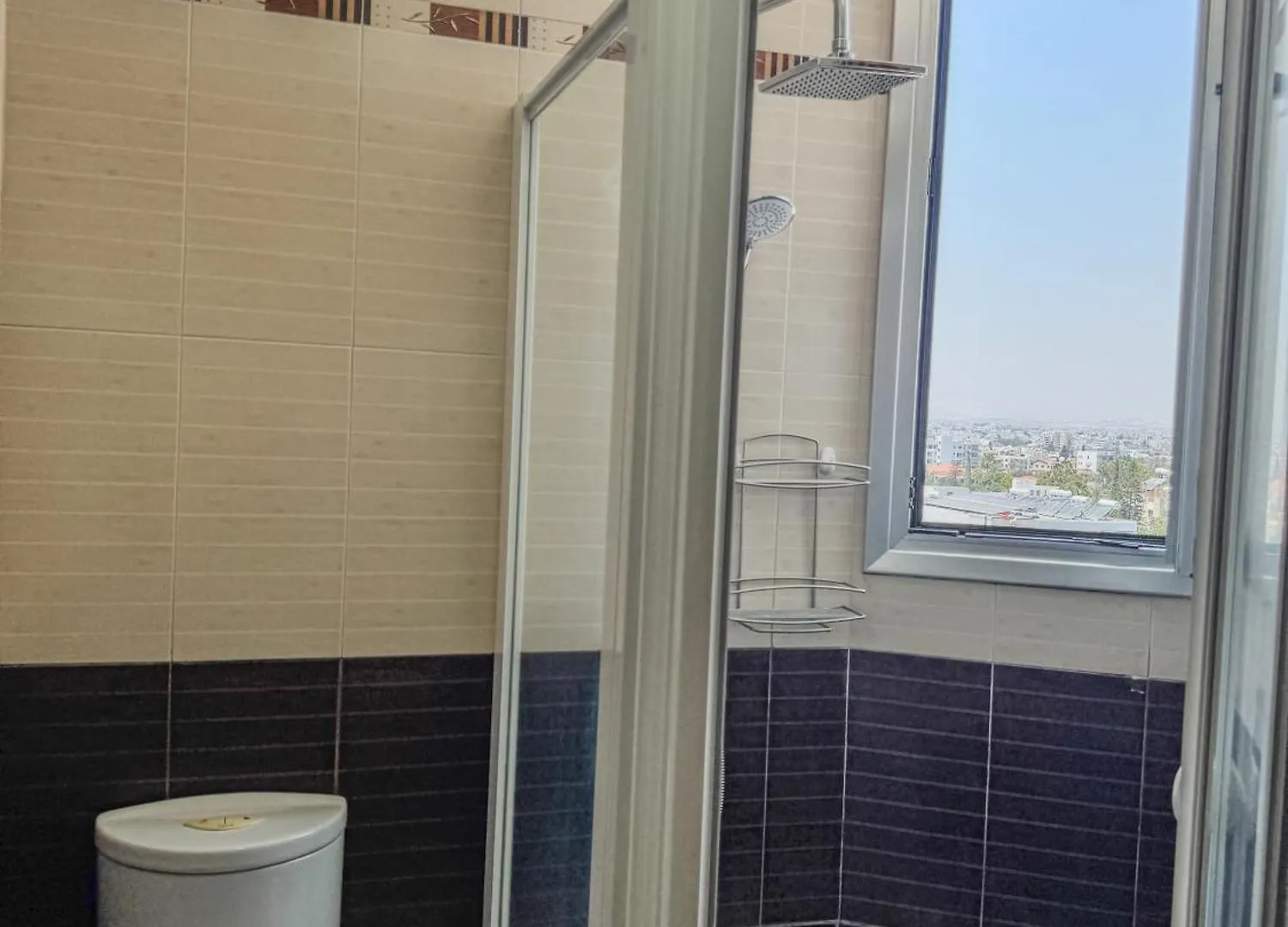 Sea View City Beach Apartment Larnaca Cipro
